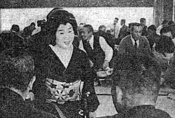 雄琴温泉のよし幸 (『アサヒ芸能』1968年3月17日号).jpg